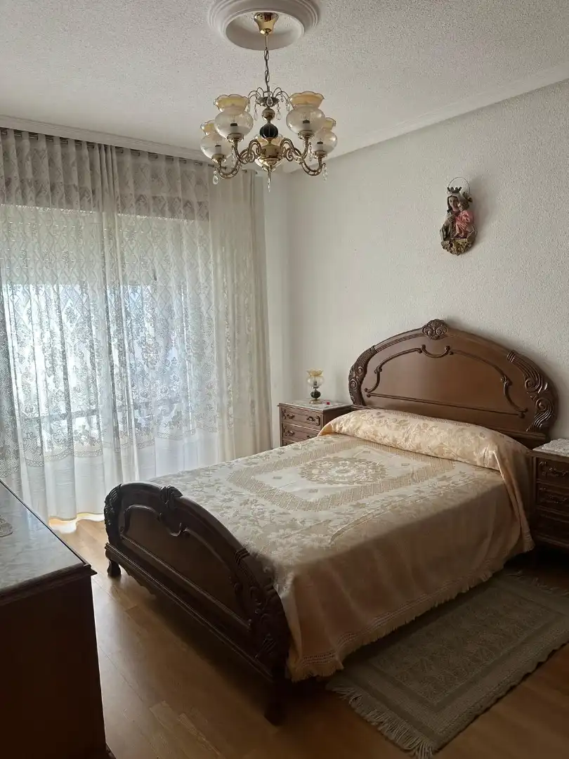 Habitación de Piso en venta en Benavente con Amueblado