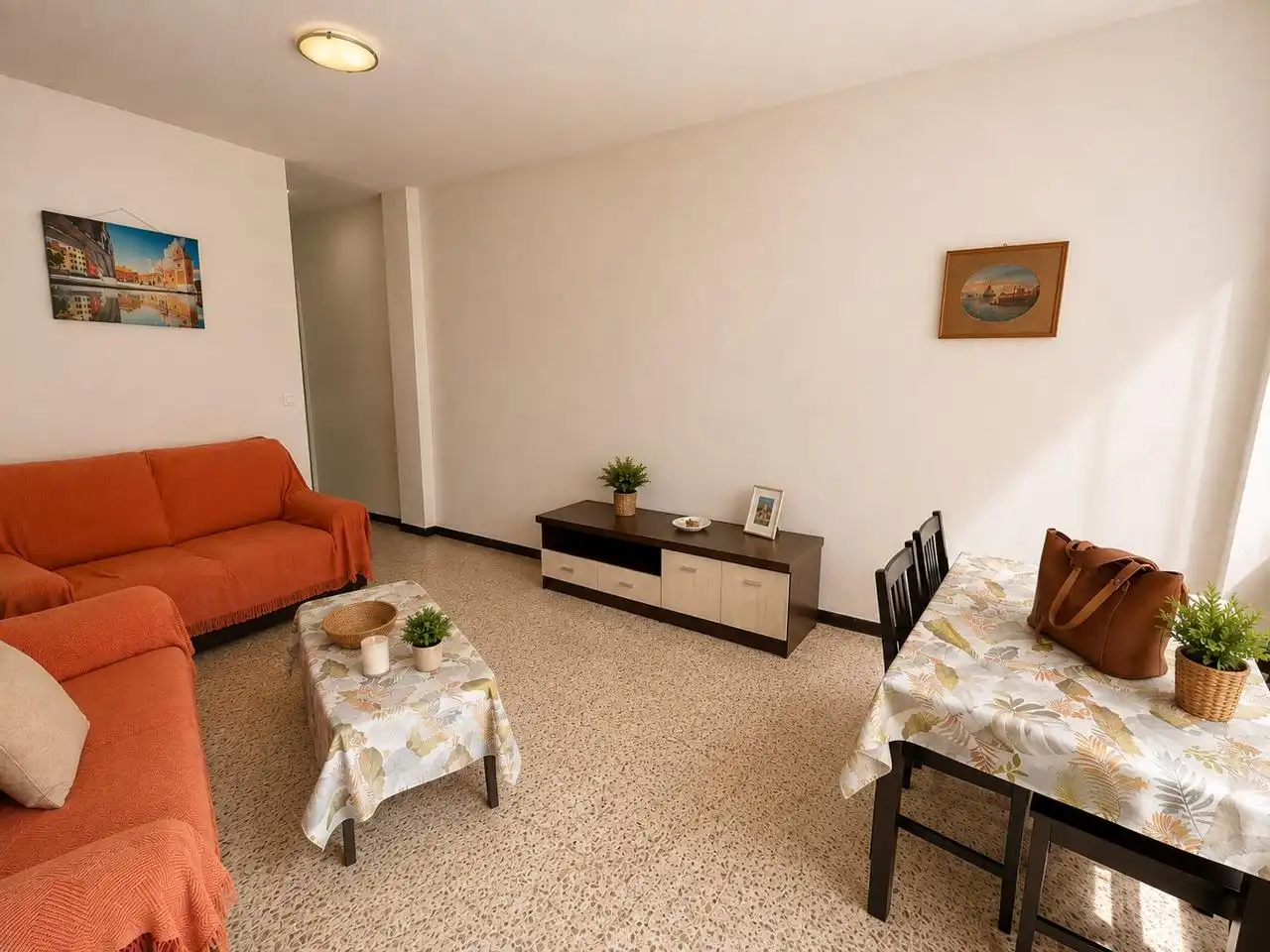 Wohnzimmer von Wohnung zur Miete in San Cristóbal de la Laguna mit Möbliert