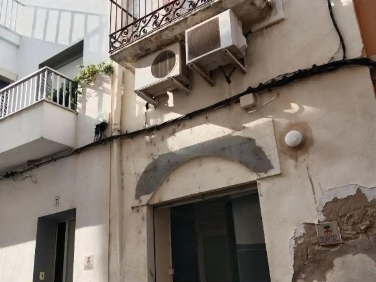 Vista exterior de Casa adosada en venda en Benifallet amb Aire condicionat i Balcó