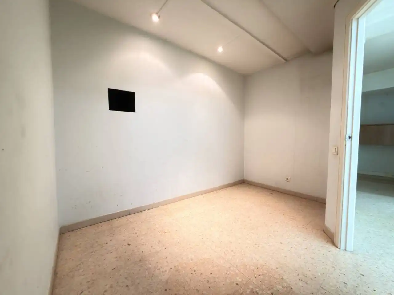 Local comercial en venda a Calle Mare de Déu de Port, imagen 31