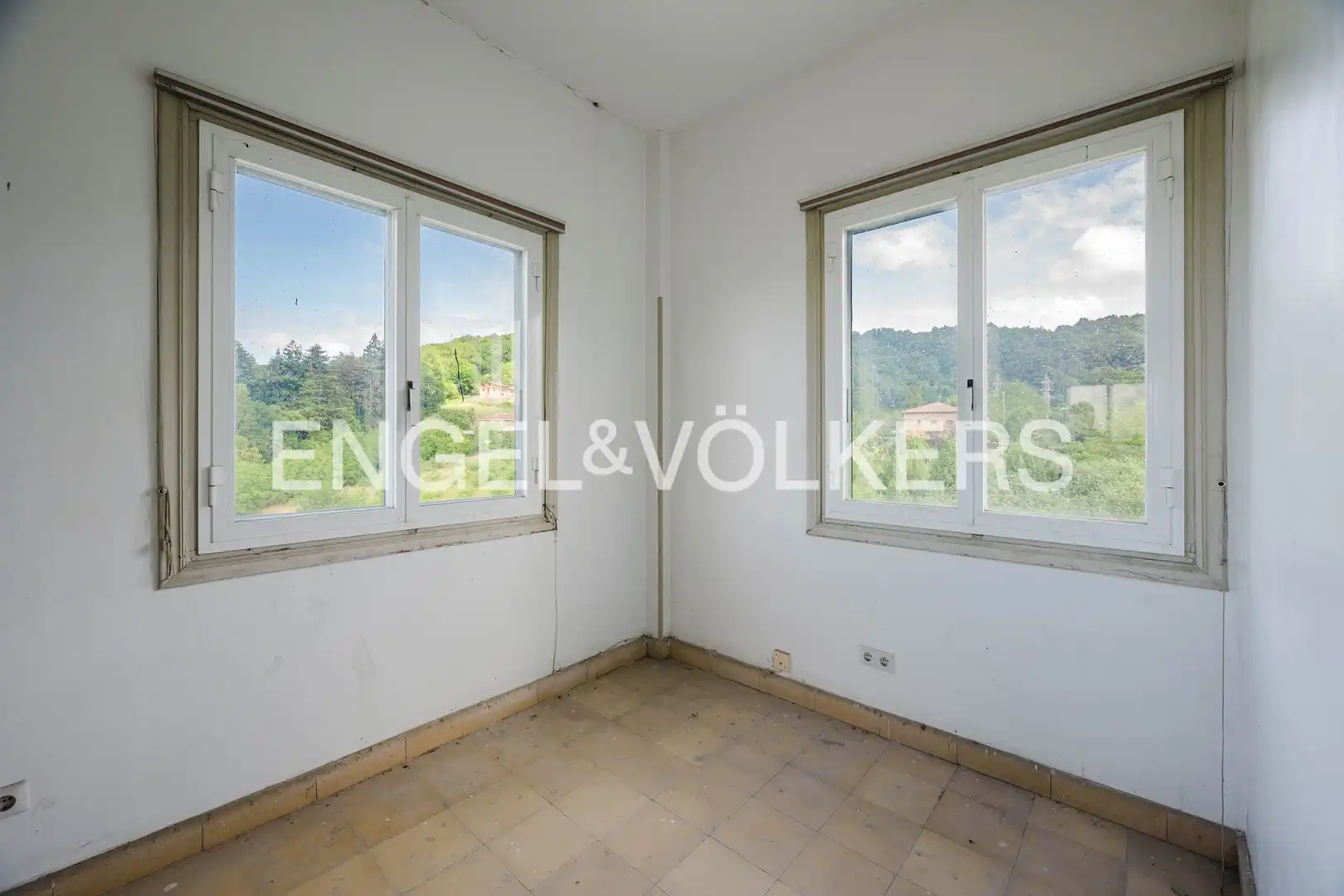 Bedroom of Houses for sale in Donostia - San Sebastián   with Air Conditioner, Heating and Private garden