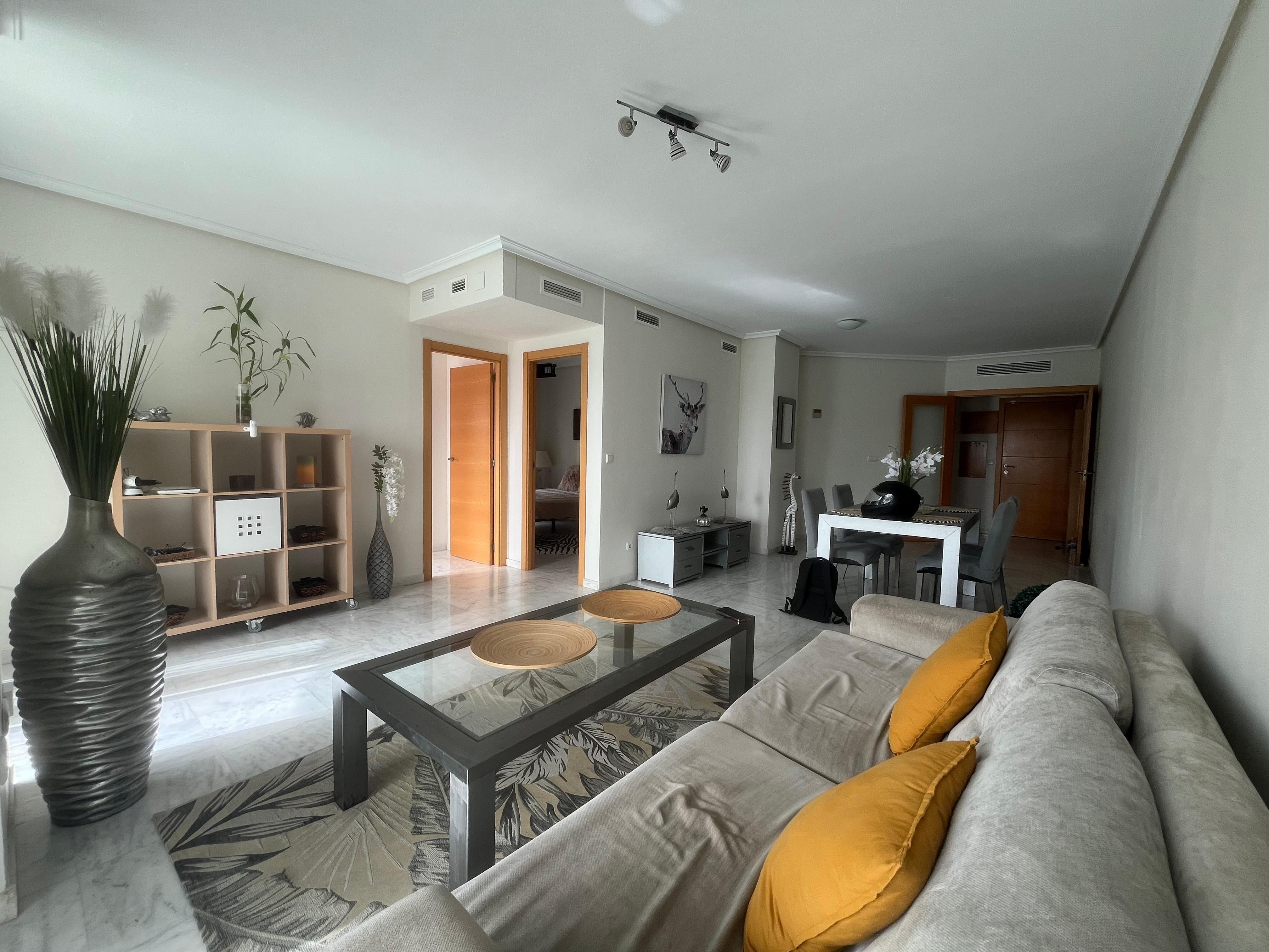 Flat for sale in Avenida Mestral, Las Azaleas - Alkadir
