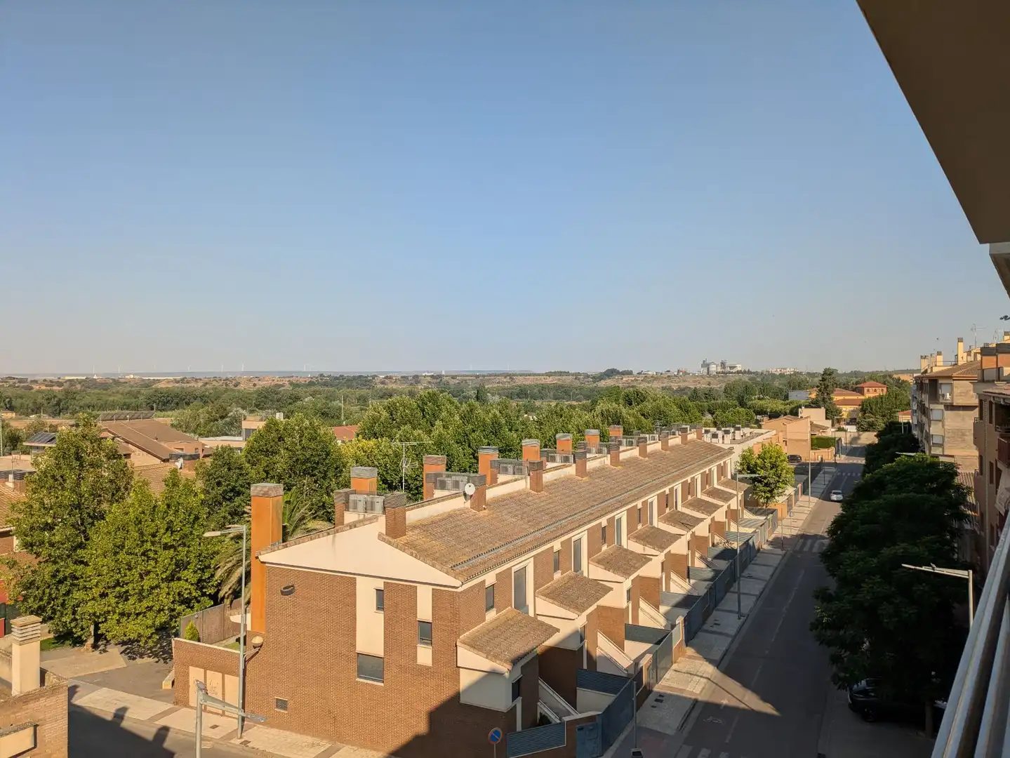 Vista exterior de Piso en venta en Monzón con Aire acondicionado, Calefacción y Terraza