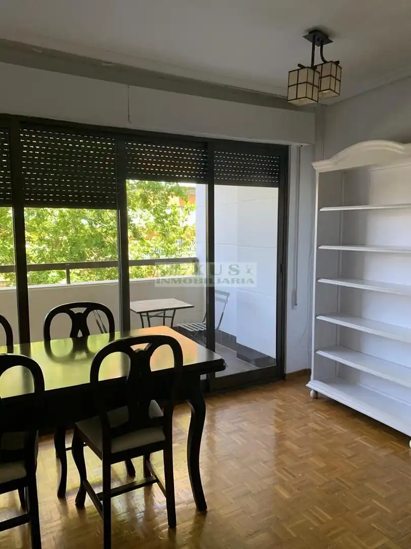 Apartamento de alquiler en Centro