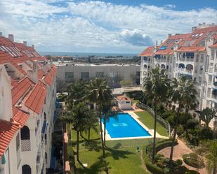 Swimming pool of Flat for sale in Marbella  with Terrace, Oven and Washing machine