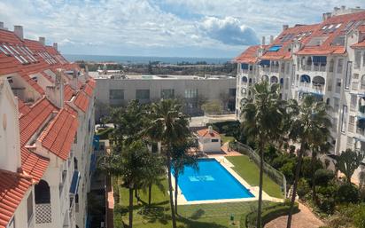 Piscina de Pis en venda en Marbella amb Terrassa, Forn i Rentadora