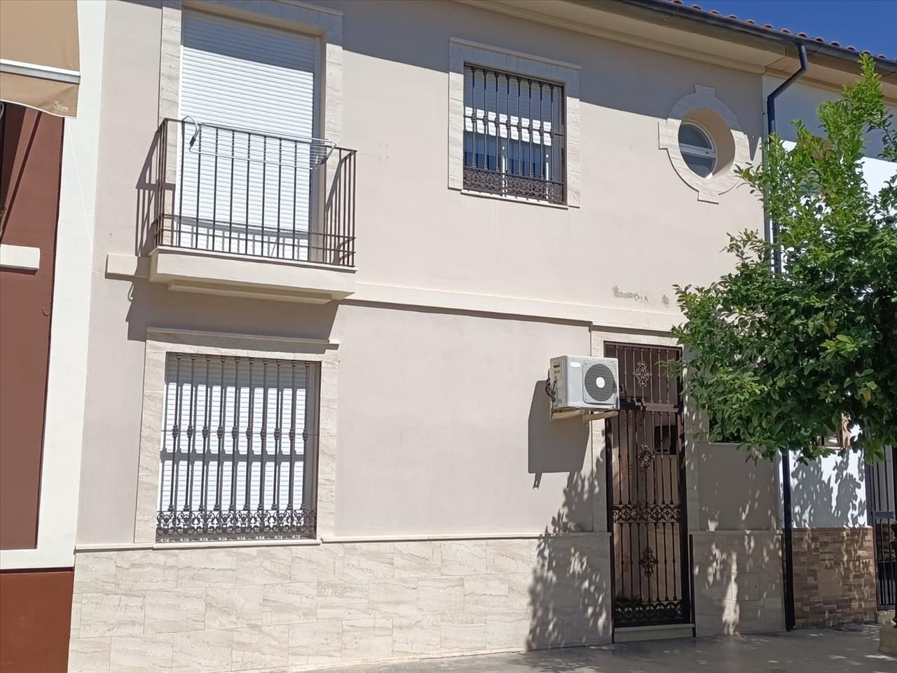 Casa adosada en venda a Lucena, Palma del Río