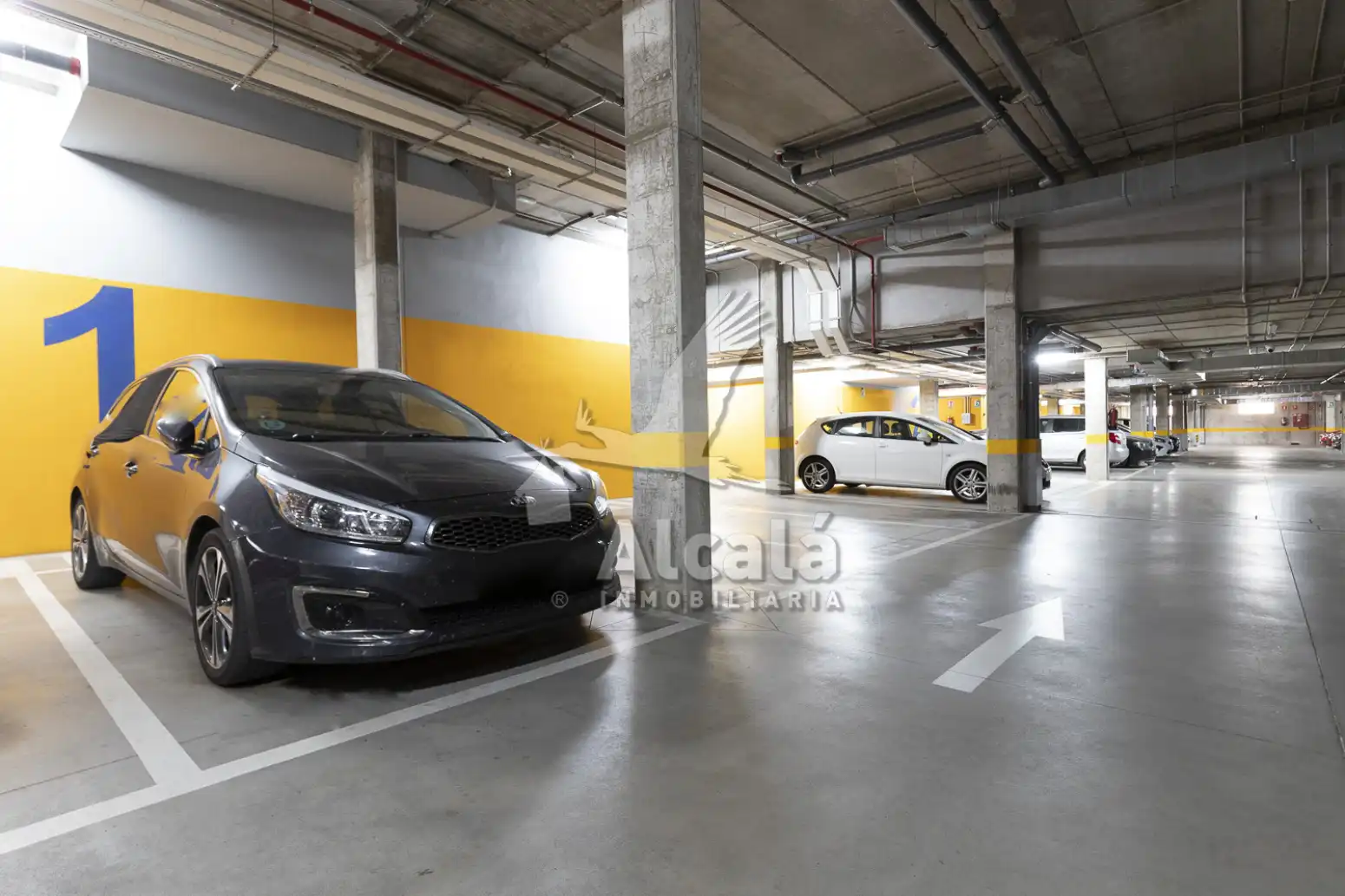 Parkplatz von Wohnung zum Verkauf in Villalbilla mit Klimaanlage, Heizung und Terrasse