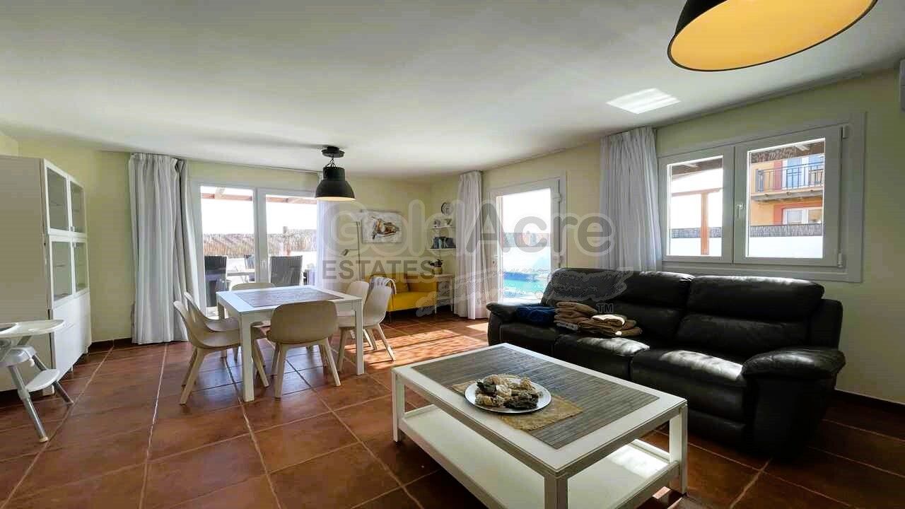 Living room of Duplex for sale in La Oliva