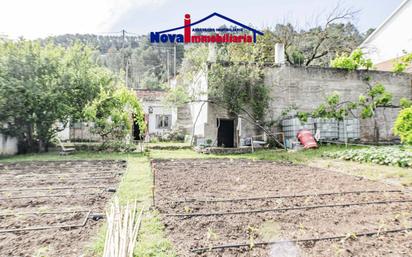 Jardí de Casa o xalet en venda en Vallirana amb Terrassa i Piscina