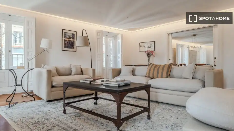 Appartement avec balcon à louer à Centro, imagen 2
