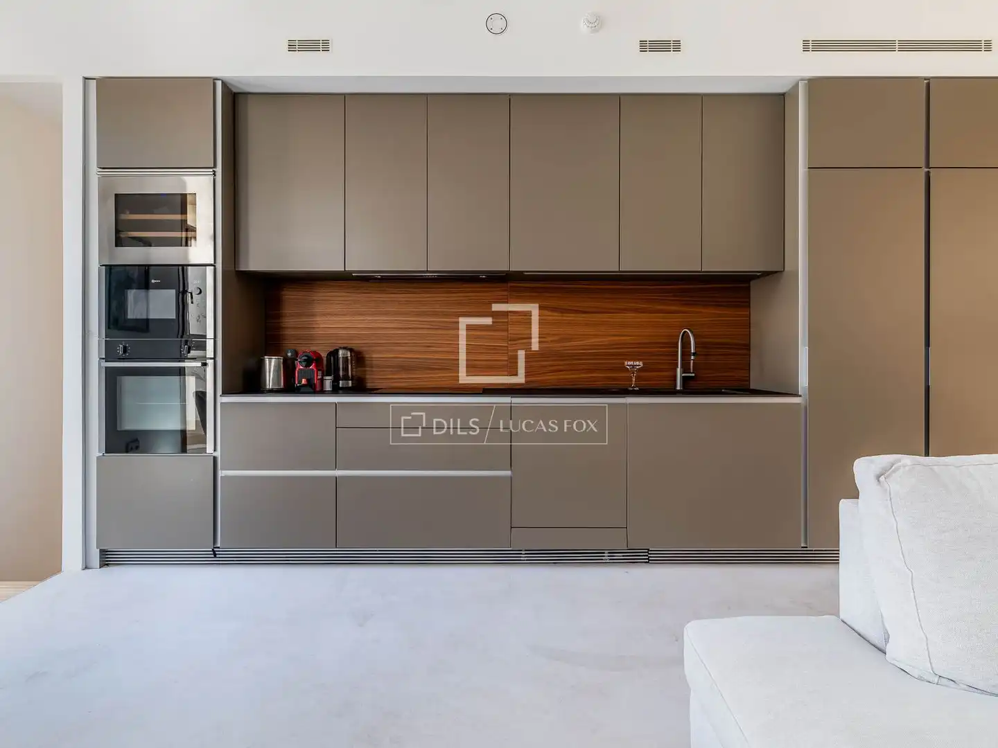 Kitchen of Attic for sale in Madrid  with Air Conditioner, Heating and Terrace