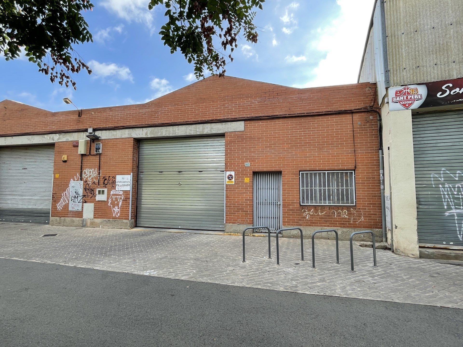 Exterior view of Industrial buildings to rent in Terrassa