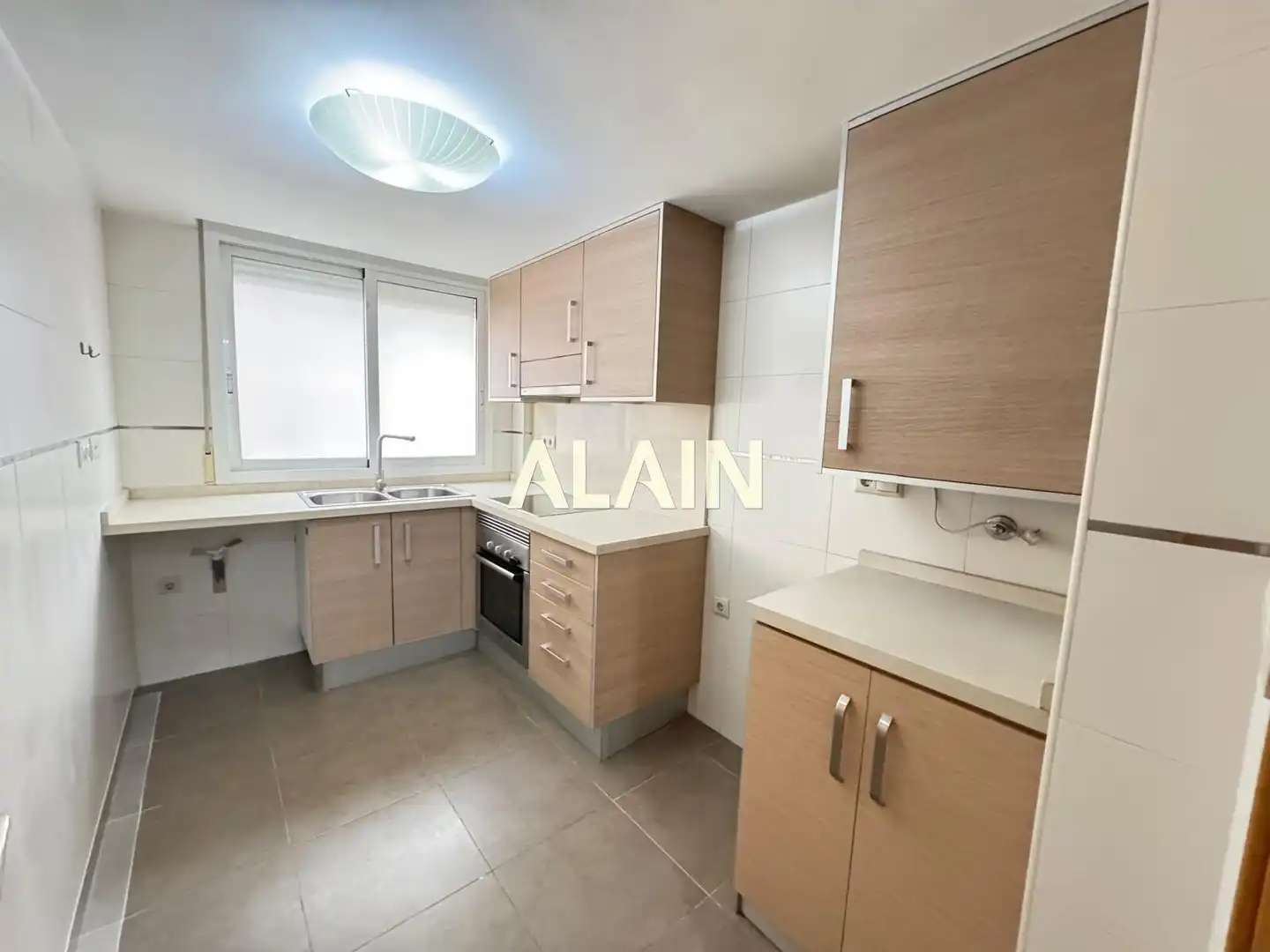 Cocina de Piso en venta en Mislata con Aire acondicionado, Calefacción y Parquet
