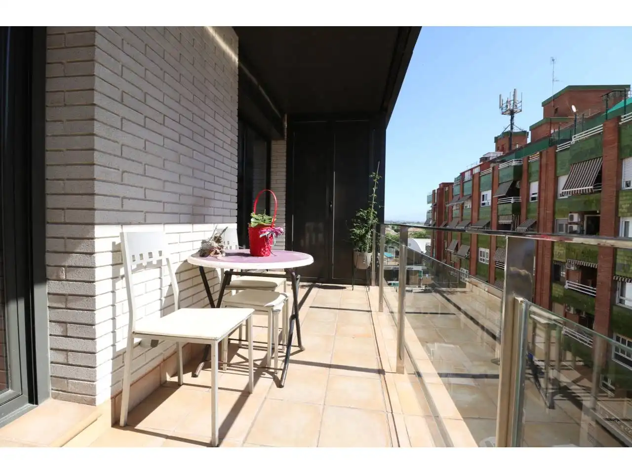Terrasse von Dachboden zum Verkauf in Montcada i Reixac mit Klimaanlage, Heizung und Parkett