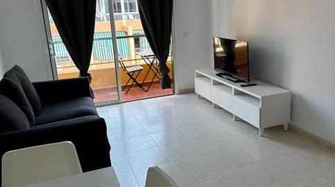 Foto 4 de Piso en venta en Arenales, Los Cristianos, Arona