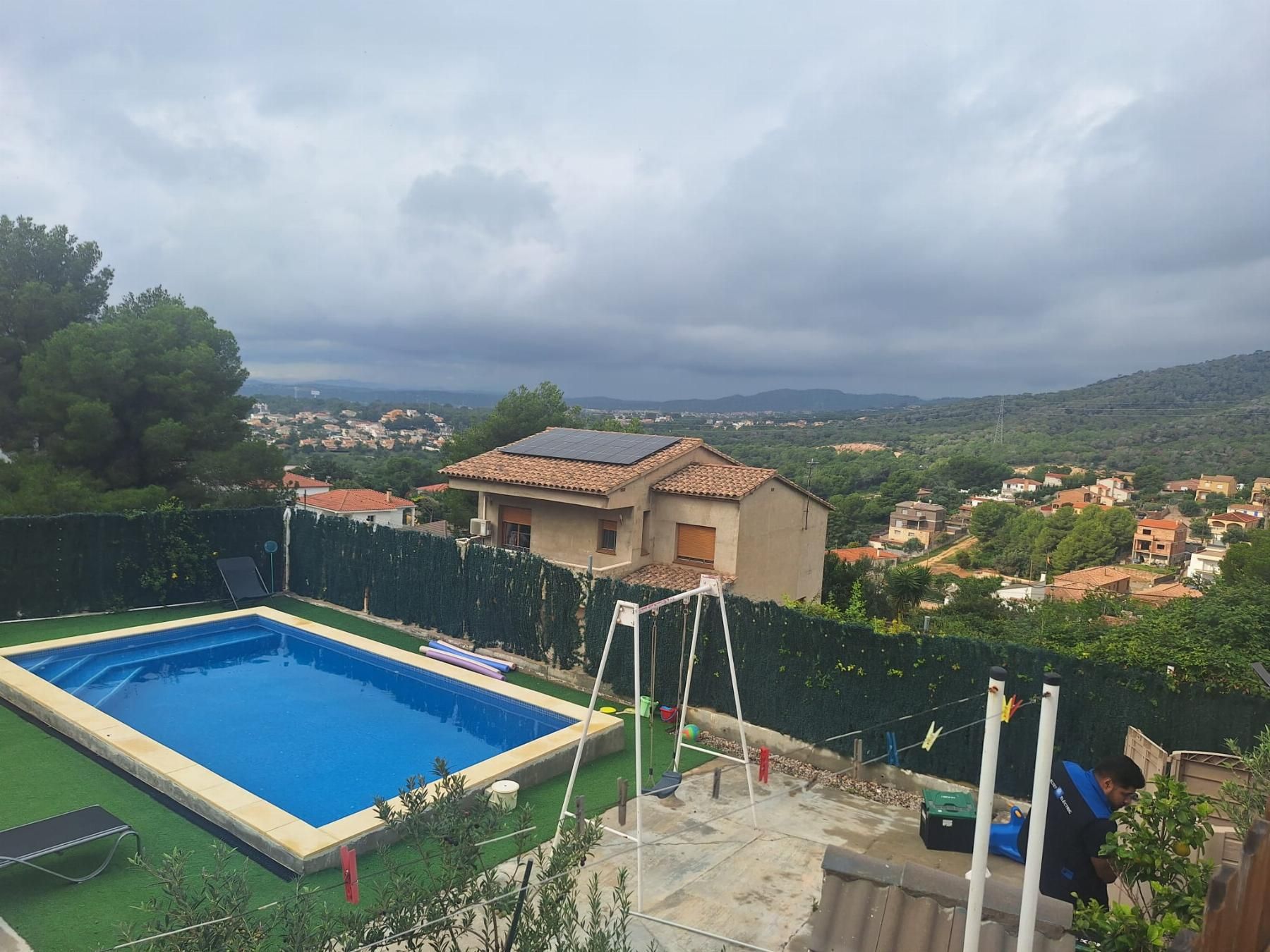 Swimming pool of House or chalet for sale in El Vendrell  with Air Conditioner, Heating and Storage room