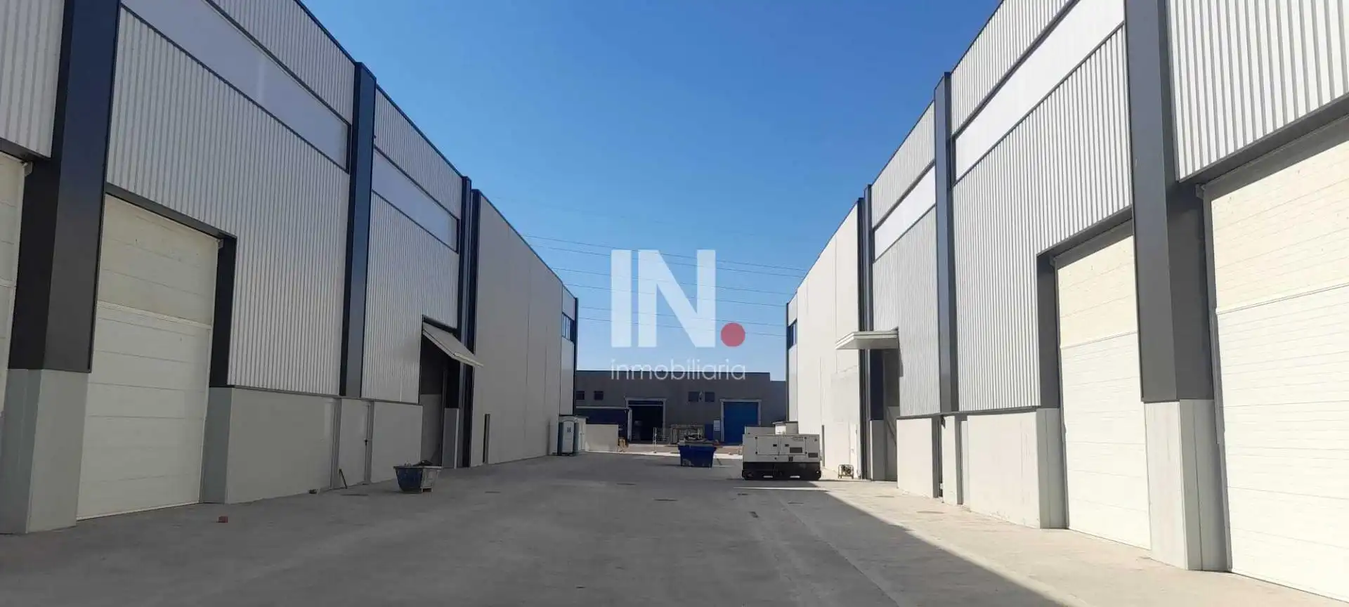 Nau industrial de lloguer a Magraners