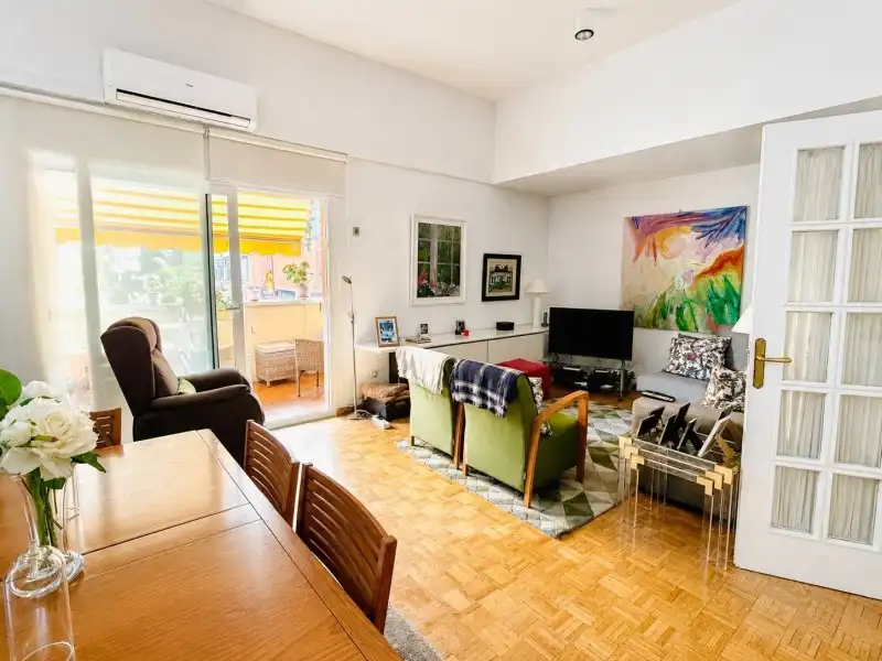 Sala de estar de Piso en venta en Las Rozas de Madrid con Aire acondicionado, Calefacción y Parquet