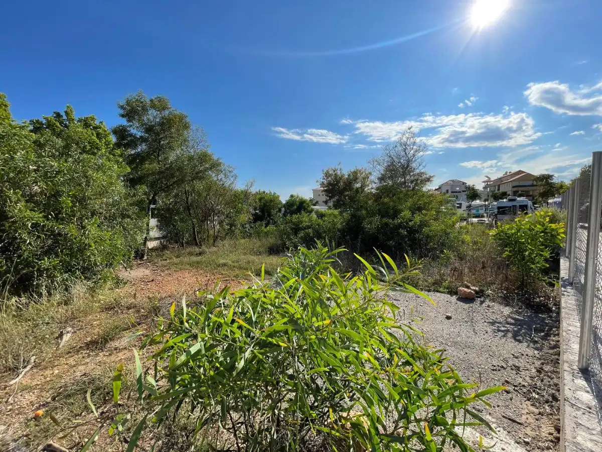 Terrenos y solares en venta en Polígono, imagen 2