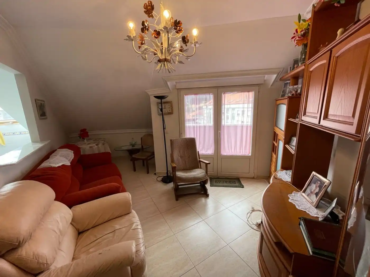Sala d'estar de Àtic de lloguer en A Pobra do Caramiñal, A Coruña