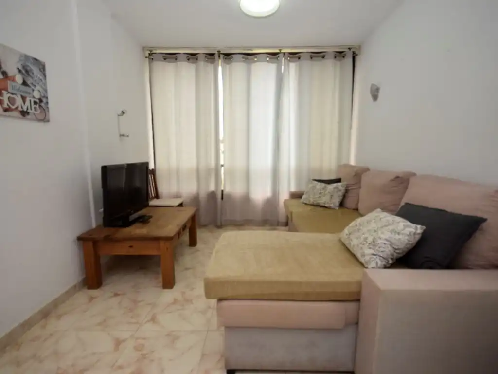 Wohnung zur Miete in Calle Luis Rodríguez Figueroa, Zona Botánico