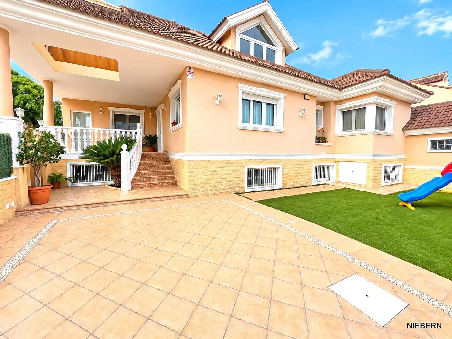 Vista exterior de Casa o chalet en venta en Cartagena con Aire acondicionado, Jardín privado y Terraza