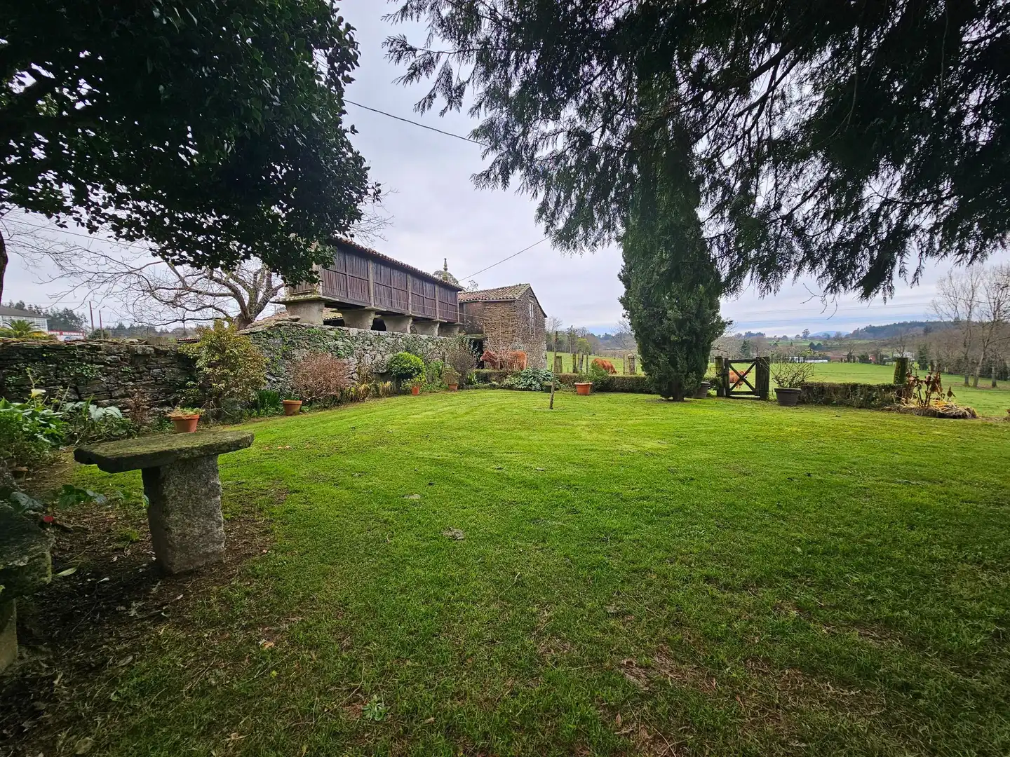 Jardín de Casa o chalet en venta en Melide con Calefacción, Jardín privado y Terraza