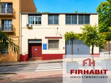 Terreny residencial en venda a Centre