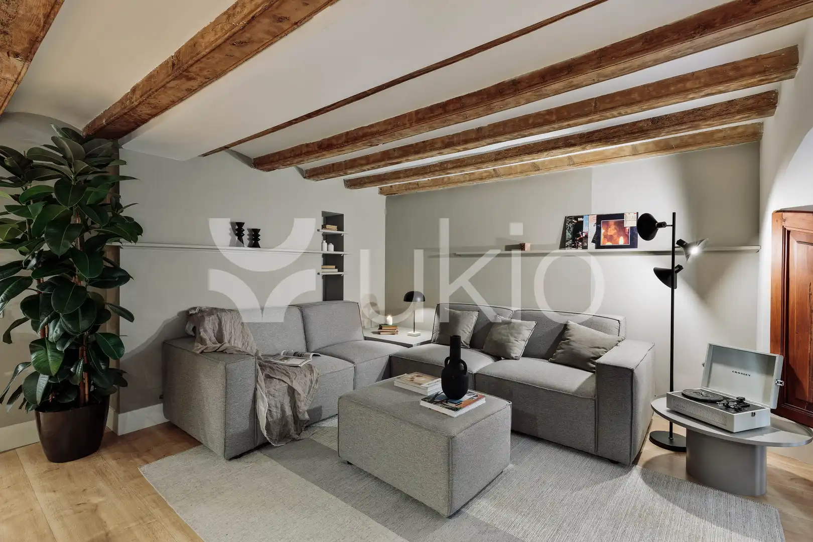 Sala de estar de Apartamento de alquiler en Barcelona con Aire acondicionado, Calefacción y Amueblado