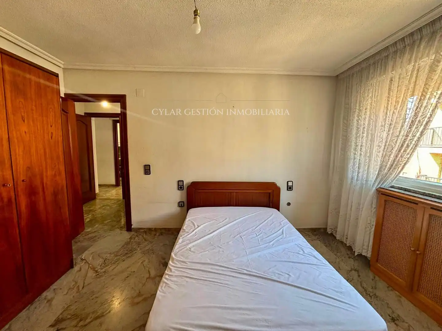 Habitación de Piso en venta en Salamanca con Calefacción, Terraza y Piscina