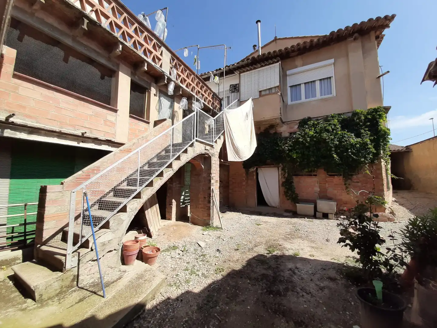Vista exterior de Casa o xalet en venda en Ivars d'Urgell amb Jardí privat, Terrassa i Traster