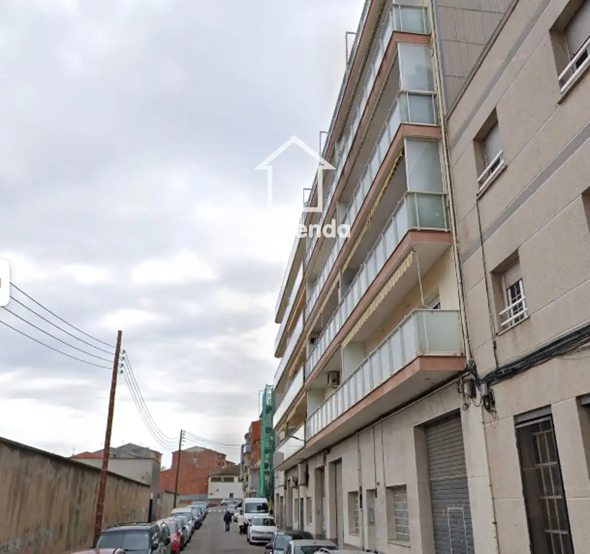 Vista exterior de Pis en venda en Terrassa amb Terrassa i Balcó