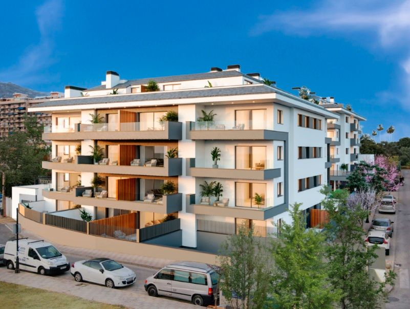 Exterior view of Flat for sale in Fuengirola  with Air Conditioner, Heating and Terrace