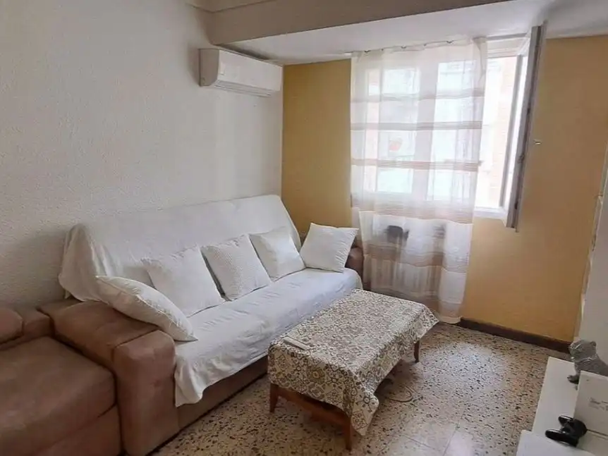Sala d'estar de Pis en venda en Zaragoza amb Aire condicionat, Calefacció i Terrassa