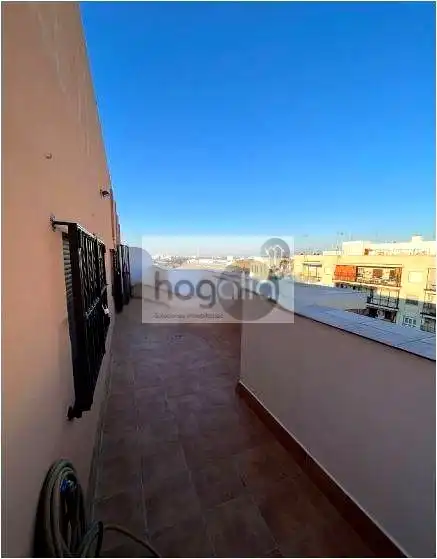 Terrace of Flat for rent in Sevilla  with Air Conditioner, Heating and Terrace