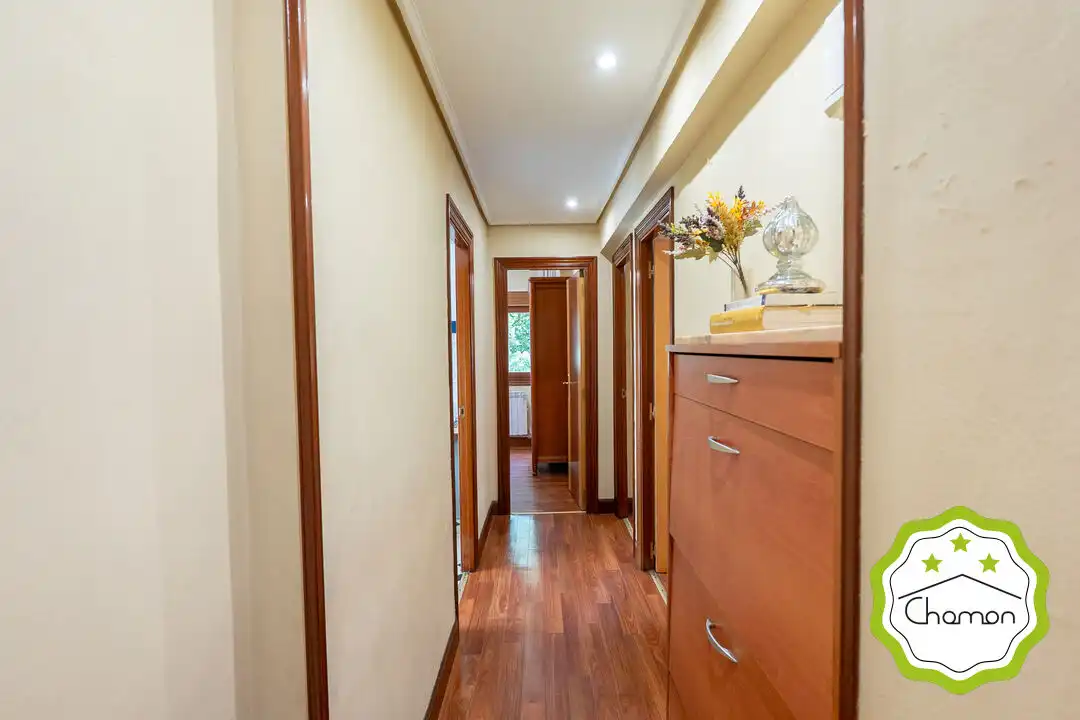 Piso en venta en Bilbao  con Calefacción, Jardín privado y Amueblado