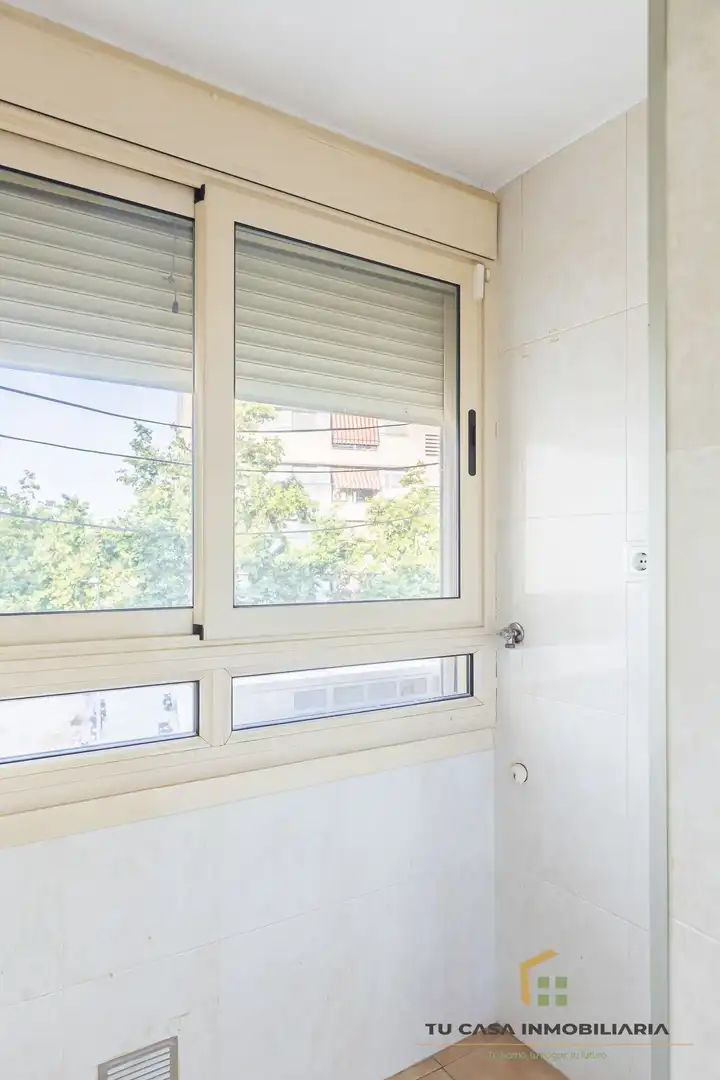Balcony of Flat for sale in Badalona  with Air Conditioner