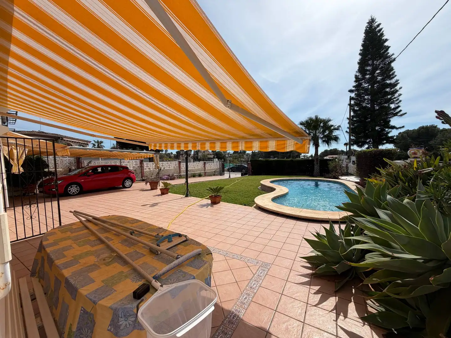 Garden of Houses for sale in El Campello  with Swimming Pool