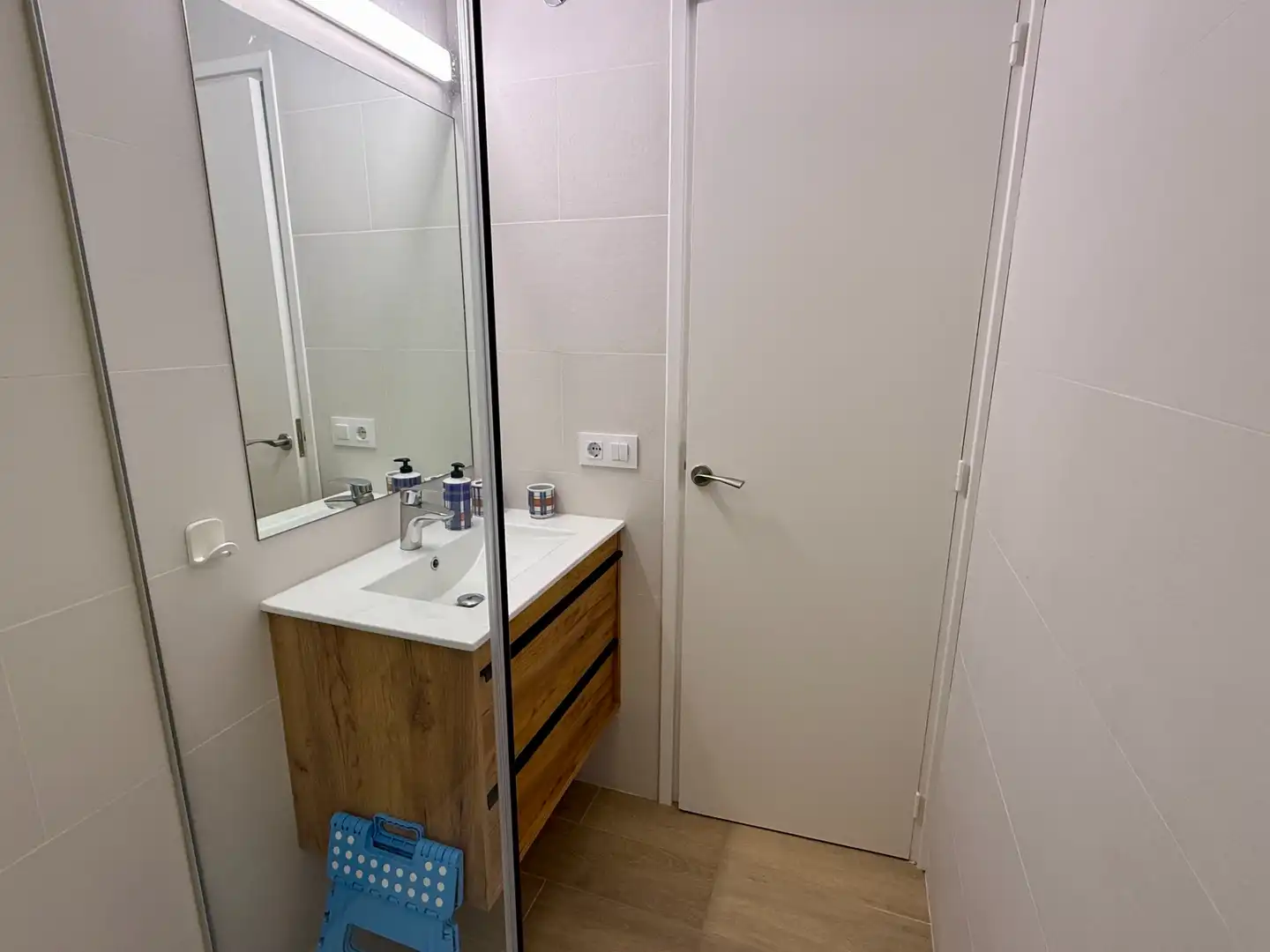 Badezimmer von Wohnung zur Miete in Palafrugell mit Klimaanlage, Parkett und Terrasse