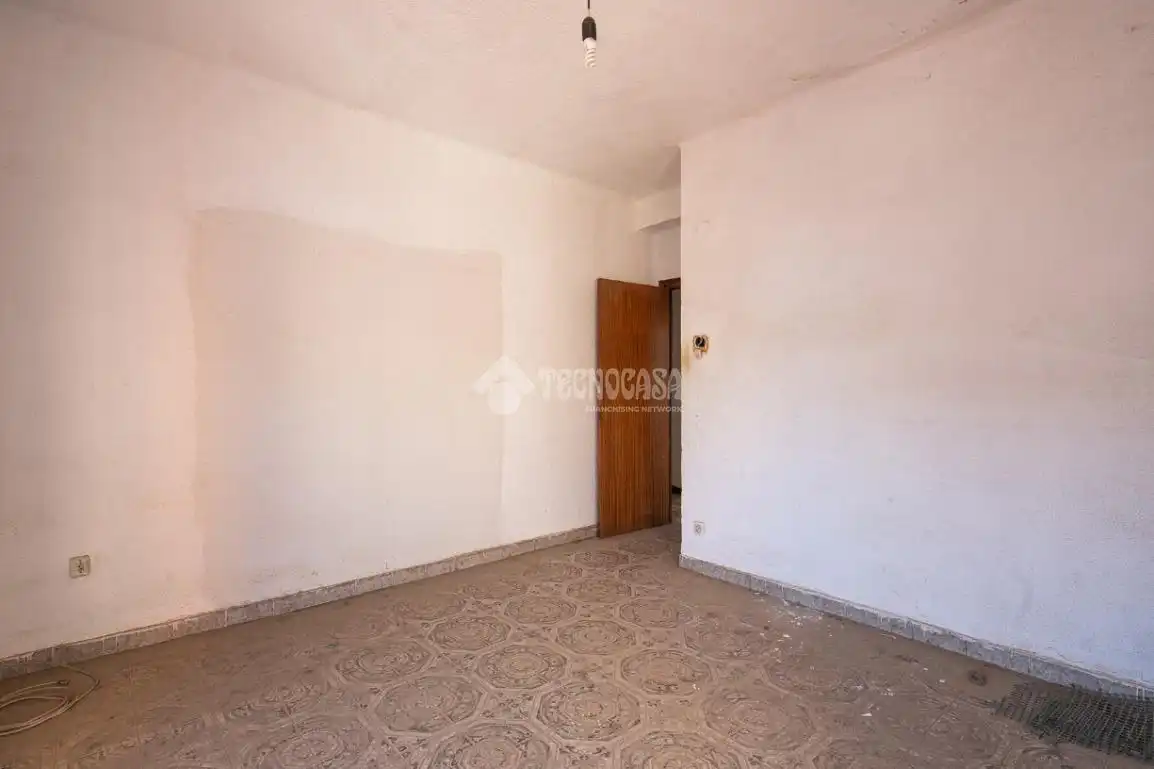 Habitación de Piso en venta en Granada con Balcón