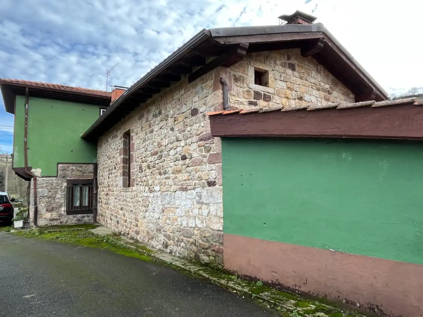Vista exterior de Casa o chalet en venta en Cieza (Cantabria) con Jardín privado, Parquet y Balcón