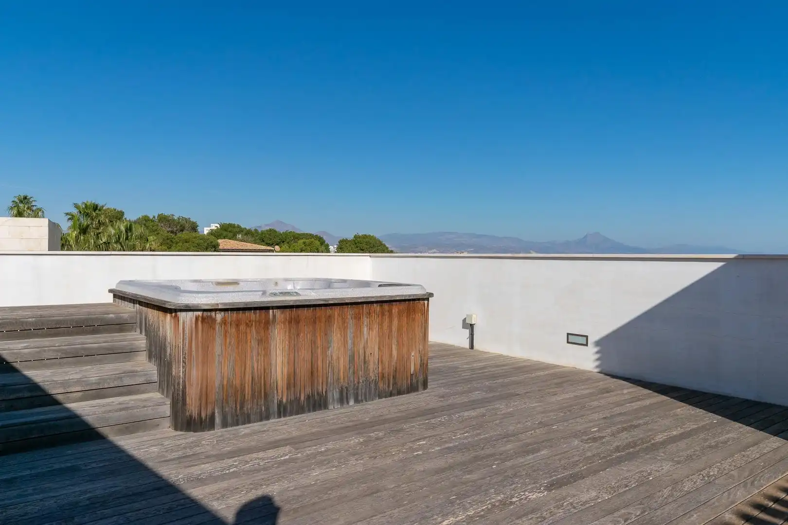 Terraza de Casa o chalet en venta en Alicante / Alacant con Aire acondicionado, Calefacción y Jardín privado