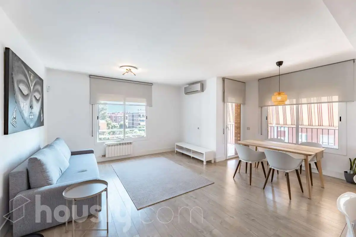 Wohnzimmer von Wohnung zum Verkauf in Castelldefels mit Klimaanlage, Heizung und Balkon