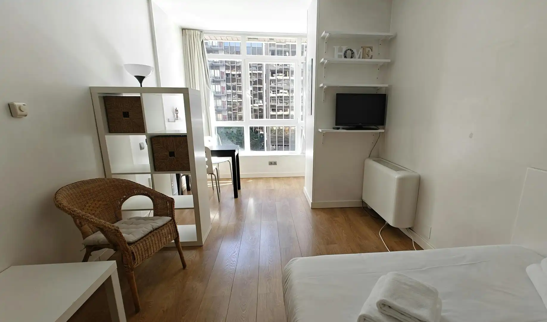 Schlafzimmer von Gebäude zur Miete in Madrid