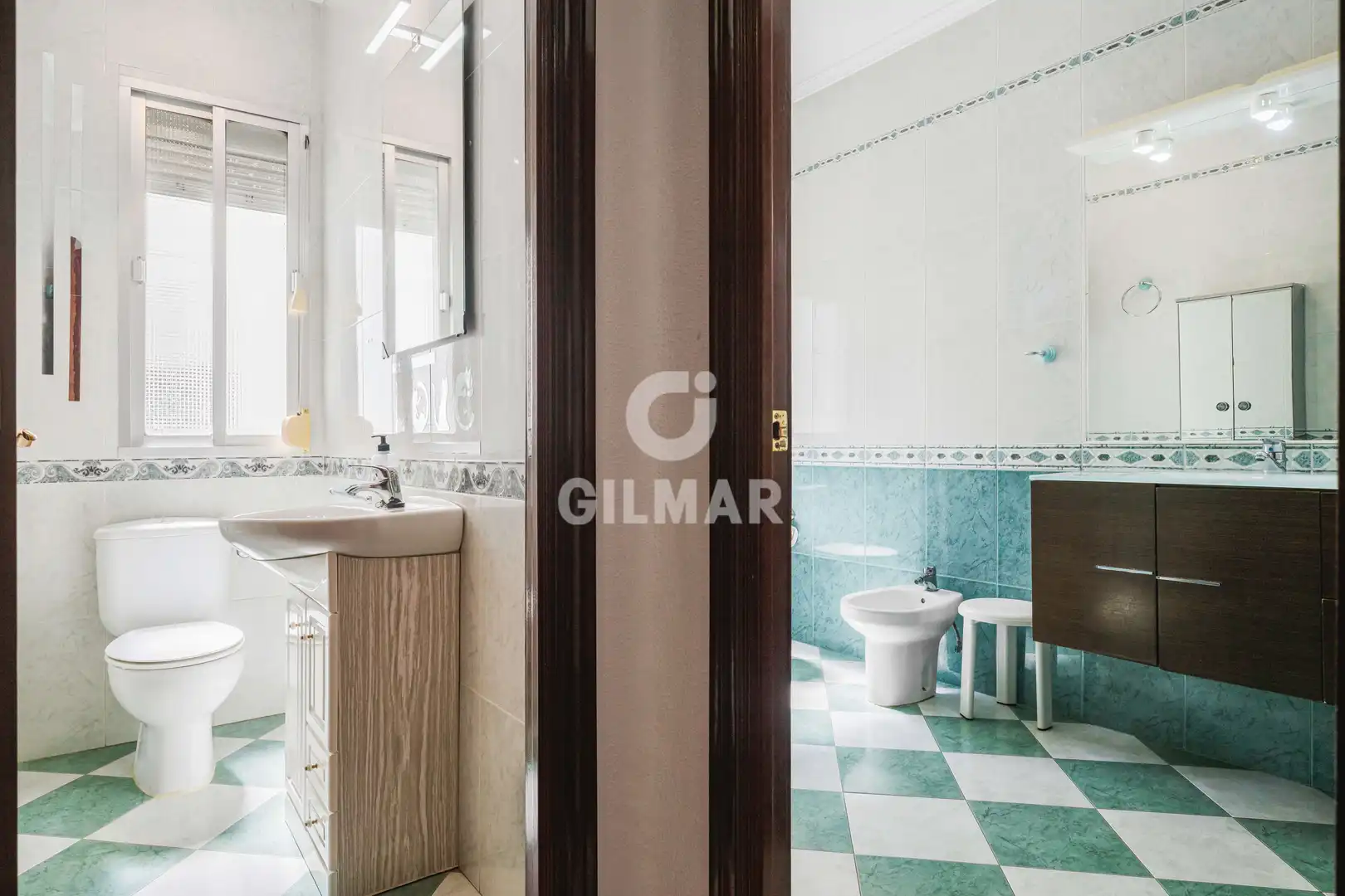 Baño de Piso en venta en Cádiz con Calefacción