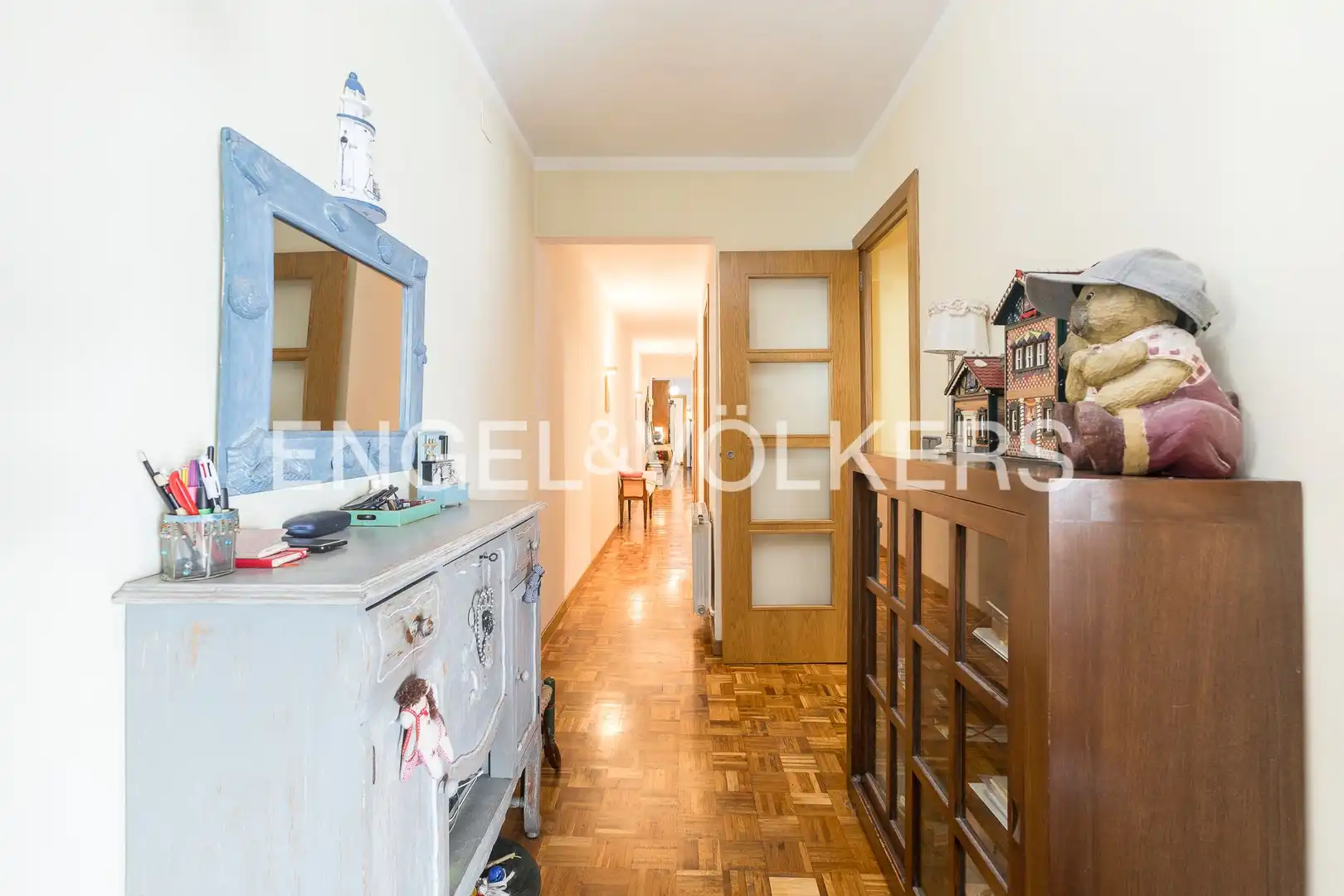Flat for sale in Barcelona  with Air Conditioner, Heating and Parquet flooring