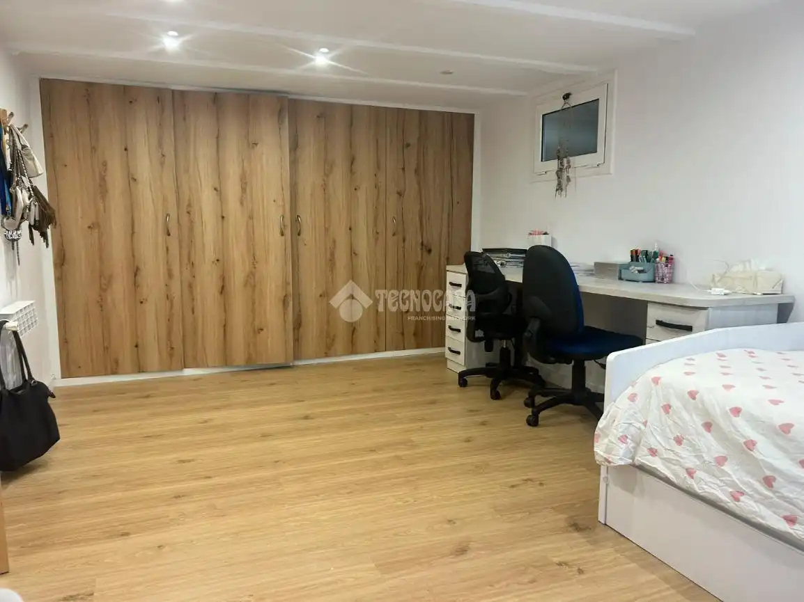 Casa amb terrassa en venda a Sant Vicenç Dels Horts, imagen 17