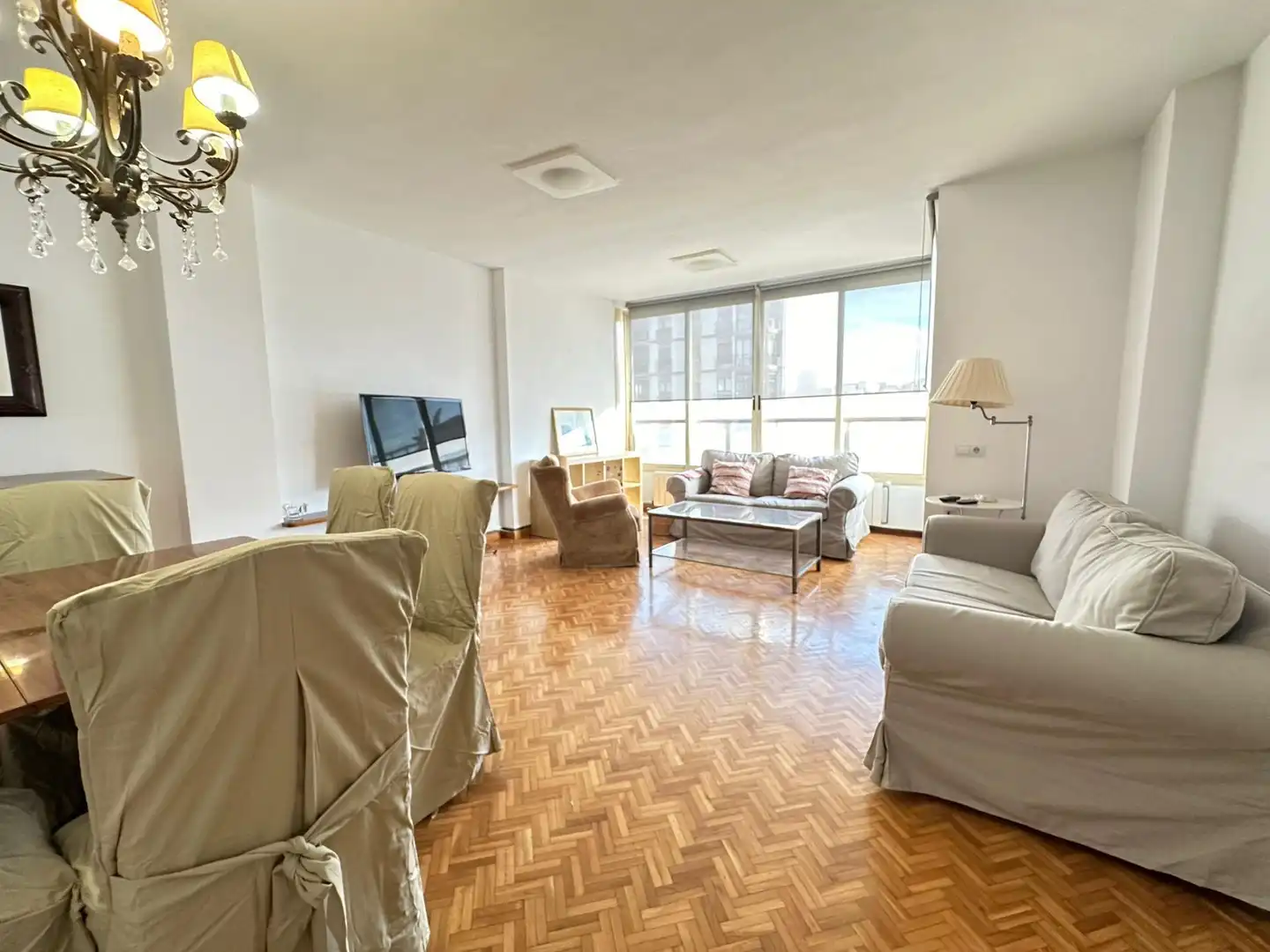 Wohnung zur Miete in Avenida FEDERICO SOTO, Ensanche - Diputación, Centro