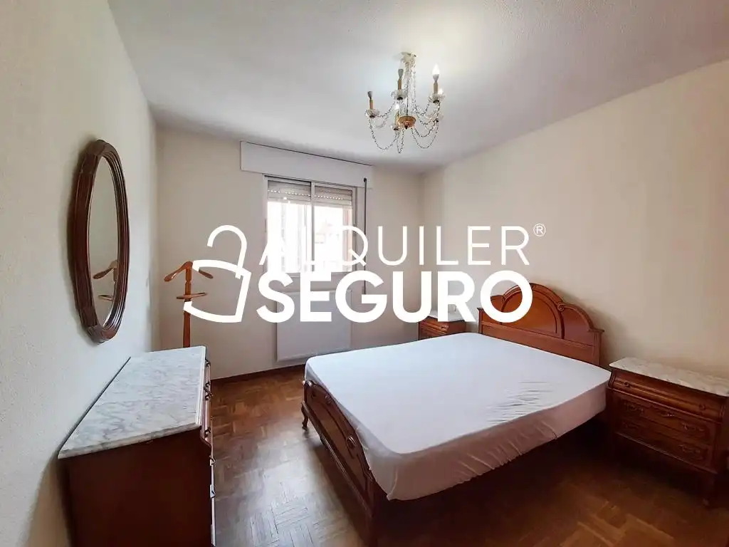 Habitación de Piso de alquiler en Madrid con Calefacción